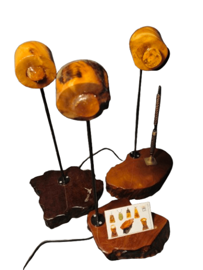 Swamp Kauri Gum DeskLamp - Image 2