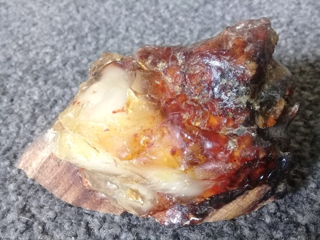 kauri timber with gum swirls attatched